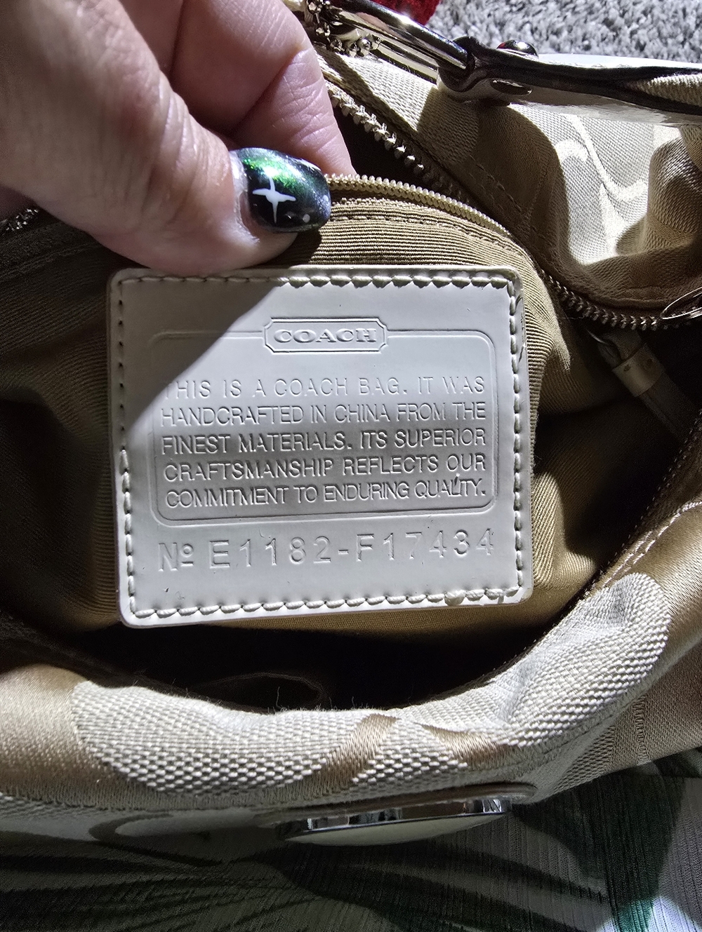Coach Signature Stripe Hobo Handbag In Preloved Condition - Picture 11 of 13